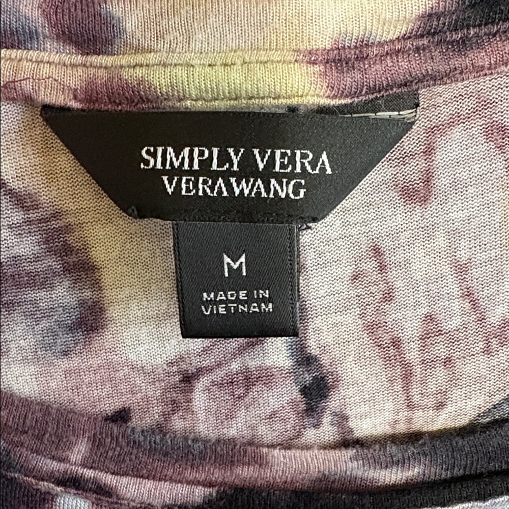 Women’s Medium Simply Vera Vera Wang Purple Tone Abstract Floral Top - Picture 3 of 6